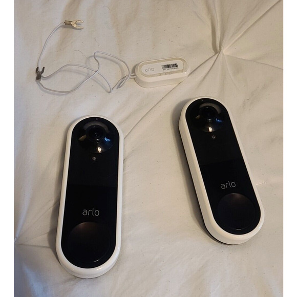 Lot of 2 Arlo Essential Wired HD Motion Detection Night Vision Video Doorbell - Picture 1 of 6